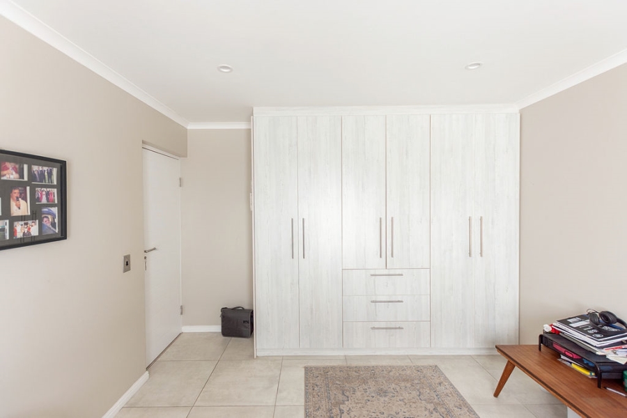 3 Bedroom Property for Sale in Blue Lagoon Western Cape